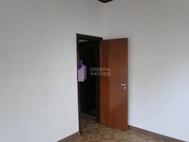 Casa com 360m² 3 quartos e 3 banheiros, para alugar, no bairro Itacoatiara em Niterói