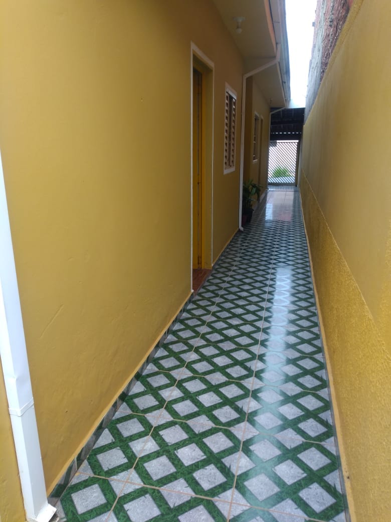 Casa à venda com 2 quartos, 77m² - Foto 4