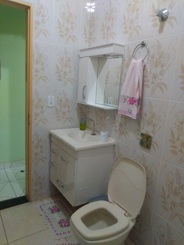 Casa à venda com 2 quartos, 77m² - Foto 11