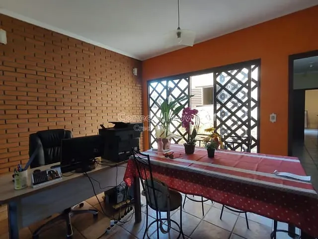 Casa com 338m² 3 quartos e 3 banheiros, à venda, no bairro Santa Cruz em Jaguariúna