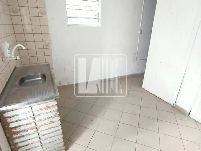 Casa 1 quarto e 1 banheiro, para alugar, no bairro Vila Palmares em Santo André