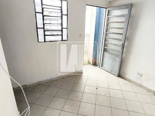 Casa 1 quarto e 1 banheiro, para alugar, no bairro Vila Palmares em Santo André