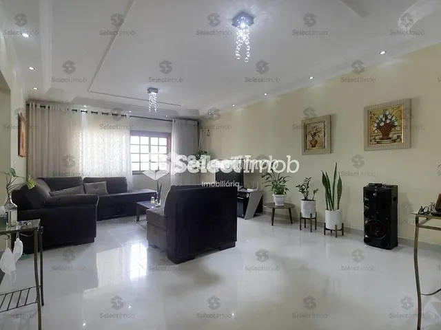 Casa com 191m² 3 quartos e 3 banheiros, à venda, no bairro Parque São Vicente em Mauá