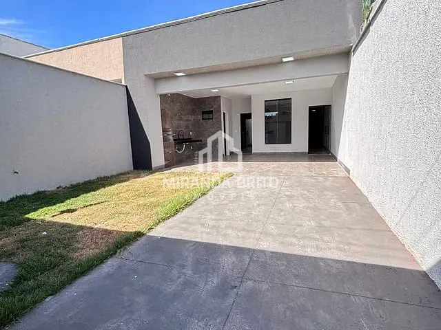 Casa 3 quartos e 2 banheiros, à venda, no bairro Setor Serra Dourada - 3ª Etapa em Aparecida de Goiânia