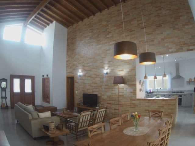 Foto do Casa - Casa com 4 dormitórios à venda, 284 m² por R$ 2.500.000,00 - Condomínio Colinas do Paratehy Norte  - São José dos Campos/SP | RUSSI IMÓVEIS