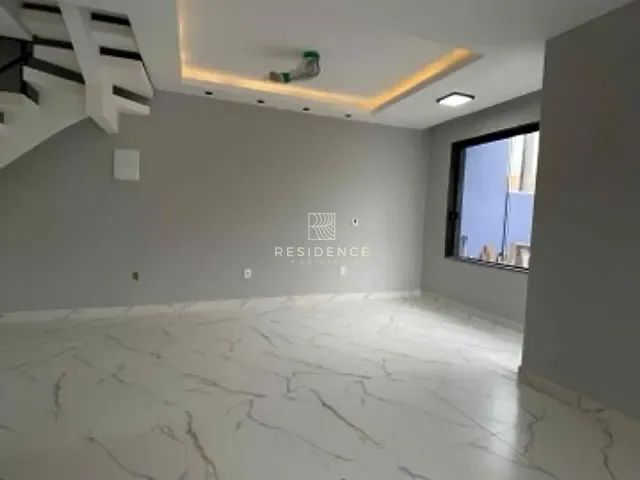 Casa com 120m² 3 quartos e 2 banheiros, à venda, no bairro Roma em Volta Redonda
