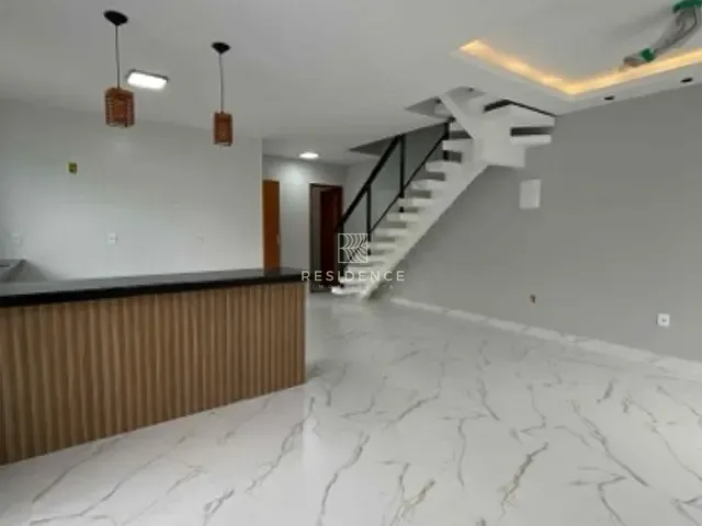Casa com 120m² 3 quartos e 2 banheiros, à venda, no bairro Roma em Volta Redonda