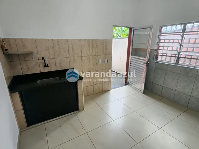 Casa com 40m² 1 quarto e 1 banheiro, para alugar, no bairro Vila Brasileira em Mogi das Cruzes