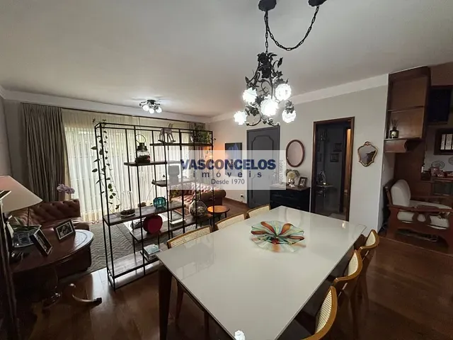 Casa com 360m² 3 quartos e 5 banheiros, à venda, no bairro Jardim das Colinas em São José dos Campos
