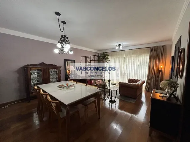 Casa com 360m² 3 quartos e 5 banheiros, à venda, no bairro Jardim das Colinas em São José dos Campos