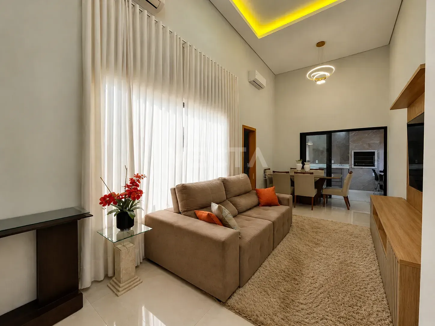 Casa, 2 quartos, 124 m² - Foto 1