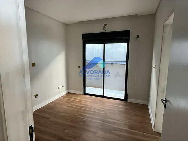 Casa com 360m² 3 quartos e 4 banheiros, à venda, no bairro Piedade em Caçapava