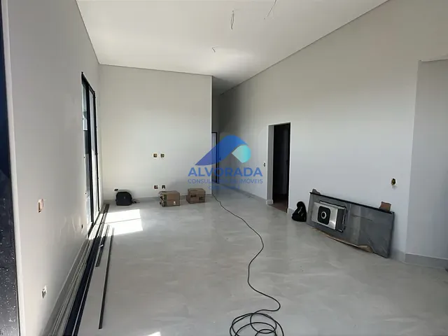 Casa com 360m² 3 quartos e 4 banheiros, à venda, no bairro Piedade em Caçapava