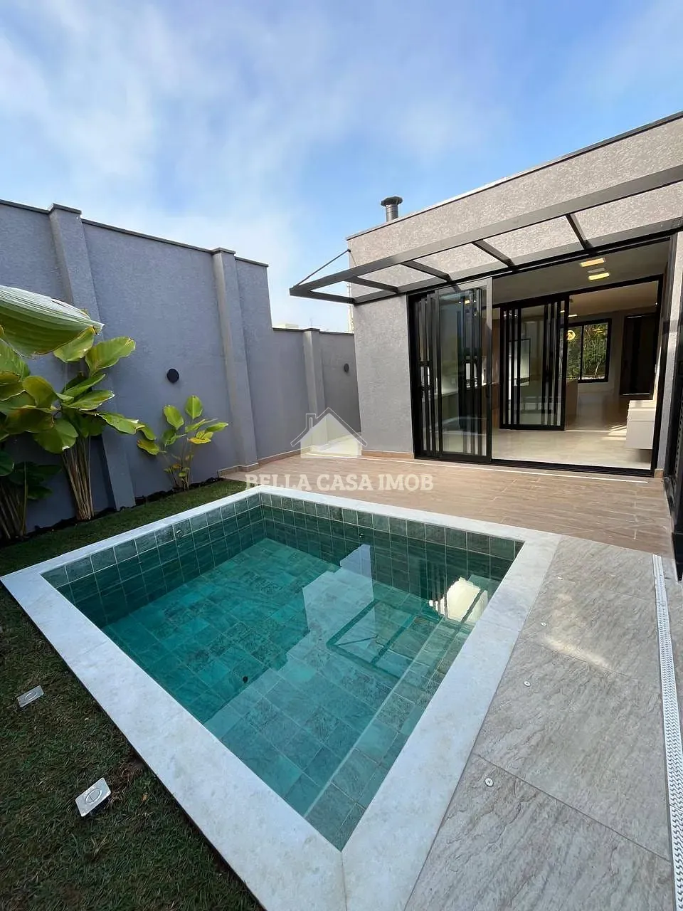 Casa, 3 quartos, 181 m² - Foto 1