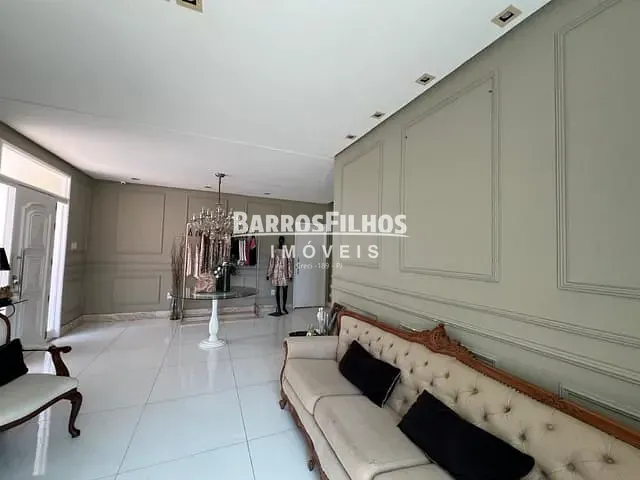 Casa com 280m² 4 quartos e 4 banheiros, à venda, no bairro Grageru em Aracaju