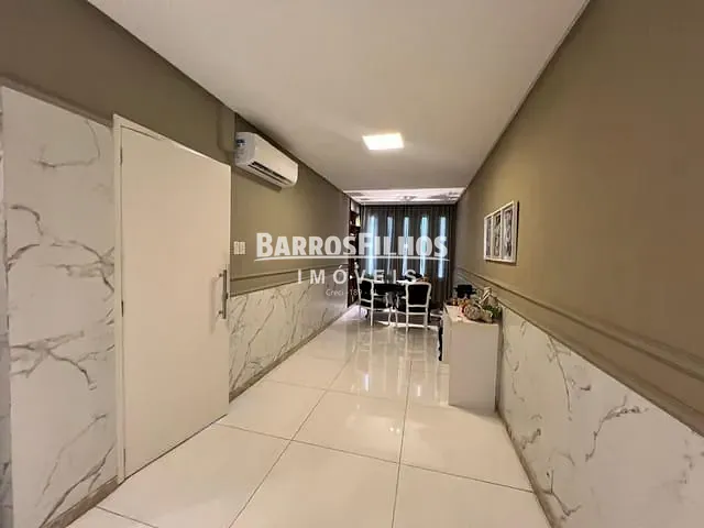 Casa com 280m² 4 quartos e 4 banheiros, à venda, no bairro Grageru em Aracaju