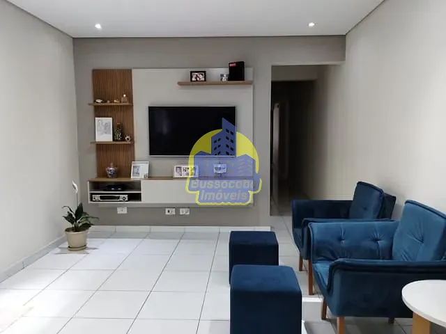 Casa com 126m² 3 quartos e 2 banheiros, à venda, no bairro Jardim Elvira em Osasco