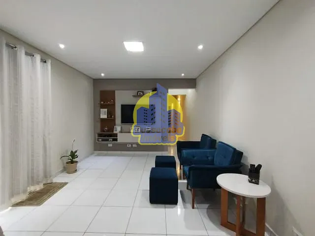 Casa com 126m² 3 quartos e 2 banheiros, à venda, no bairro Jardim Elvira em Osasco