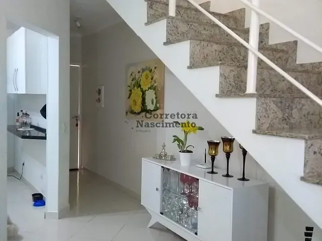 Casa com 121m², à venda, no bairro Jardim Santa Maria em Jacareí