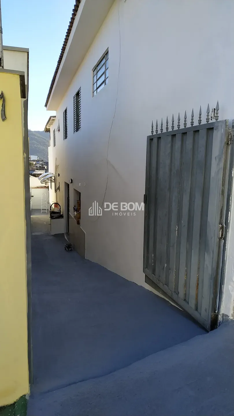 Casa, 5 quartos, 250 m² - Foto 4