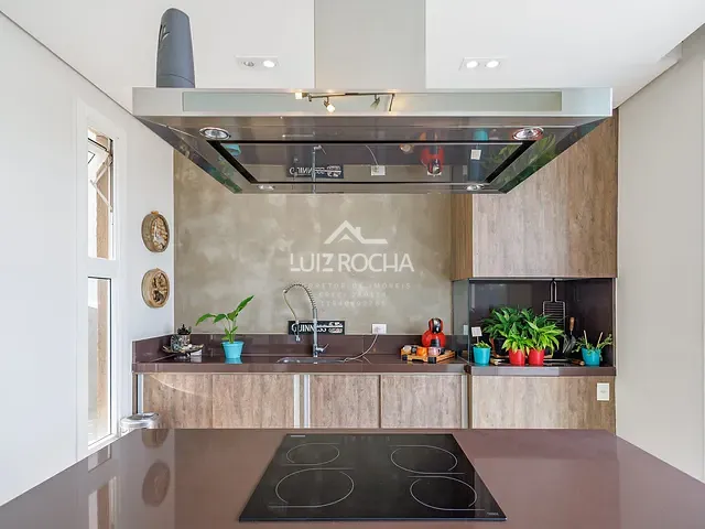 Casa com 510m² 3 quartos e 4 banheiros, à venda, no bairro Granja Viana em Carapicuíba