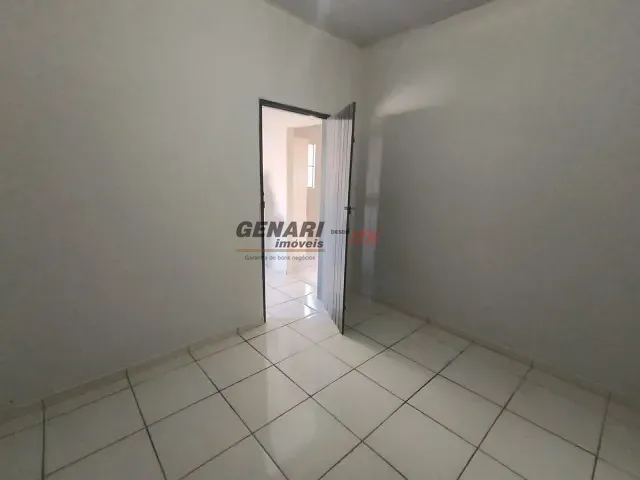 Casa com 1m² 2 quartos e 1 banheiro, para alugar, no bairro Vila Vitória II em Indaiatuba