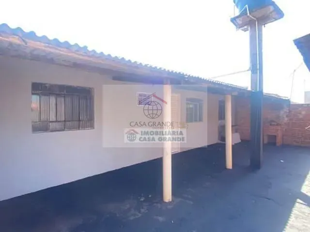 Casa com 250m² 4 quartos e 3 banheiros, à venda, no bairro Jardim Europa em Rolândia