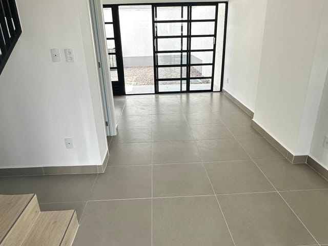 Casa com 60m² 2 quartos e 2 banheiros, à venda, no bairro Ponta Negra em Manaus