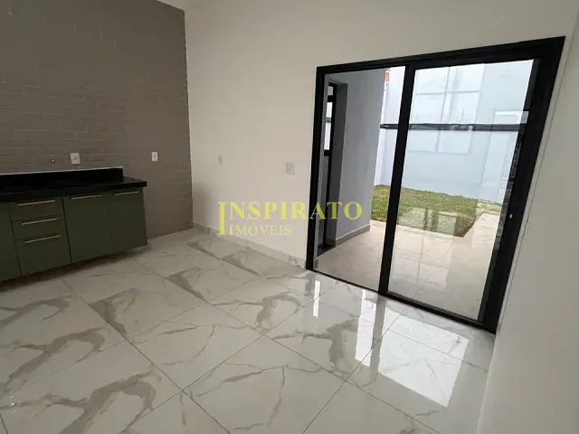 Casa com 250m² 3 quartos e 2 banheiros, à venda, no bairro Parque Santa Isabel em Itupeva