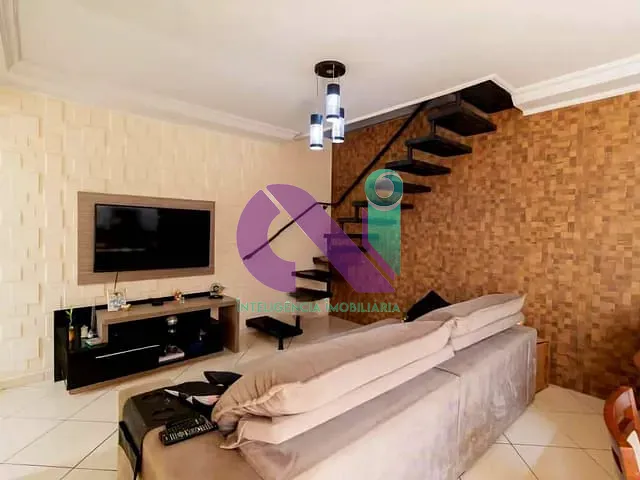 Casa com 200m² 4 quartos e 3 banheiros, à venda, no bairro Pestana em Osasco