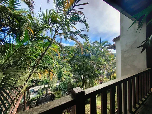 Casa com 532m² 5 quartos e 4 banheiros, à venda, no bairro São Sebastião em Petrópolis