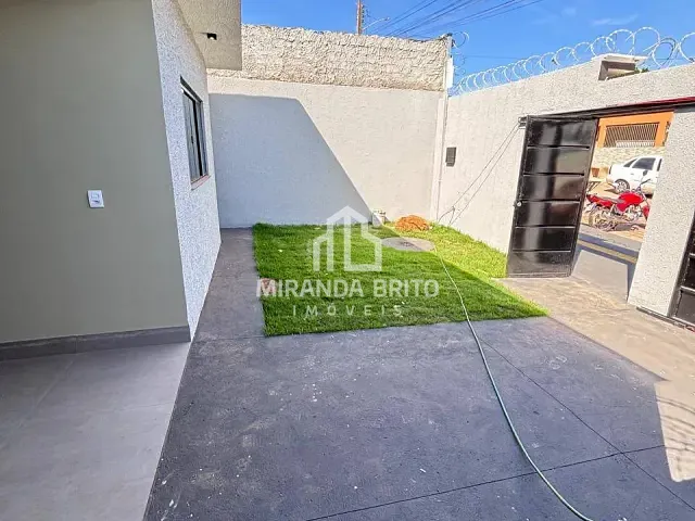 Casa 3 quartos e 2 banheiros, à venda, no bairro Residencial Solar Central Park em Aparecida de Goiânia