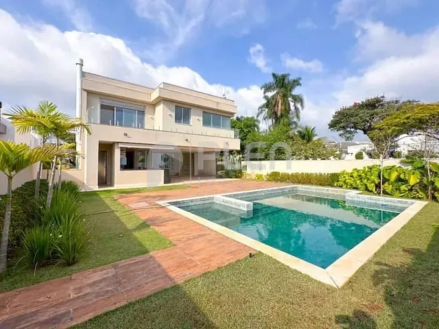 Casa 4 quartos e 6 banheiros, à venda, no bairro Alphaville Residencial Um em Barueri
