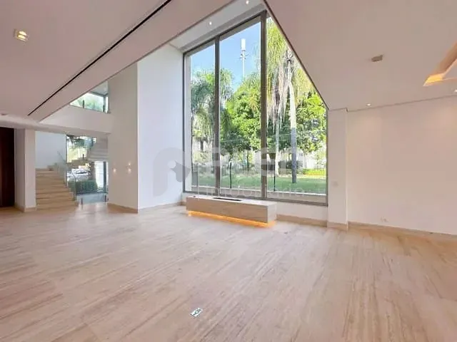 Casa 4 quartos e 6 banheiros, à venda, no bairro Alphaville Residencial Um em Barueri