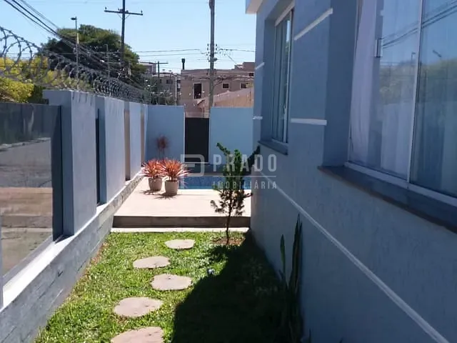 Casa com 180m² 2 quartos e 2 banheiros, à venda, no bairro Centro em Pelotas
