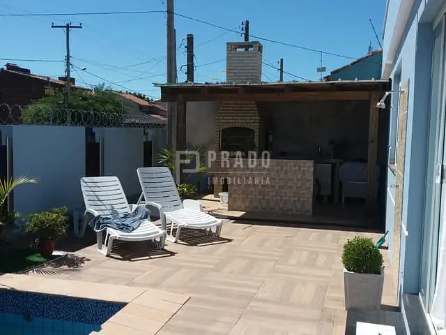 Casa com 180m² 2 quartos e 2 banheiros, à venda, no bairro Centro em Pelotas