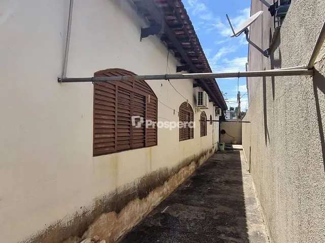 Casa com 500m², à venda, no bairro Jardim América em Goiânia