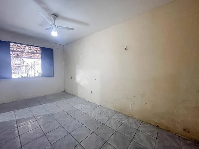 Casa com 308m² 6 quartos e 5 banheiros, à venda, no bairro Jóquei Clube em Fortaleza