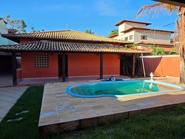 Casa 4 quartos e 3 banheiros, à venda, no bairro Jardim Mariléa em Rio das Ostras