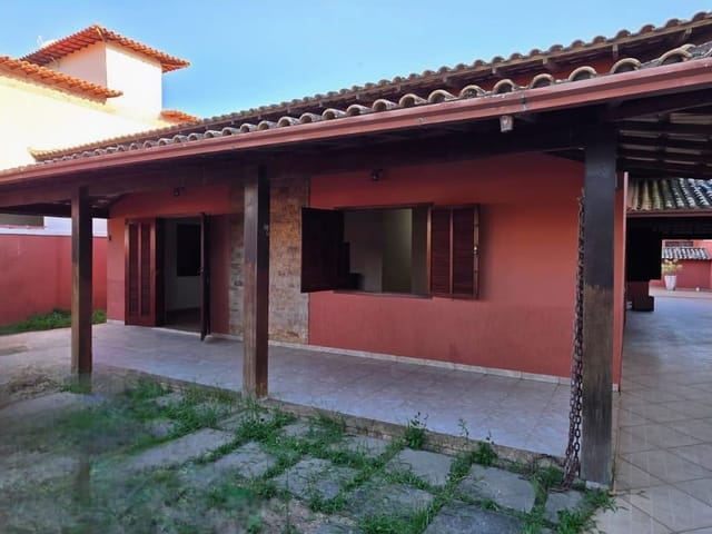 Casa 4 quartos e 3 banheiros, à venda, no bairro Jardim Mariléa em Rio das Ostras