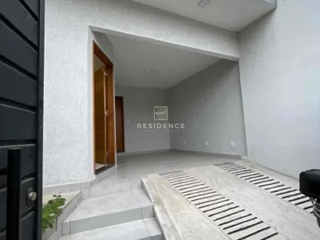 Casa 2 quartos e 3 banheiros, à venda, no bairro Roma em Volta Redonda