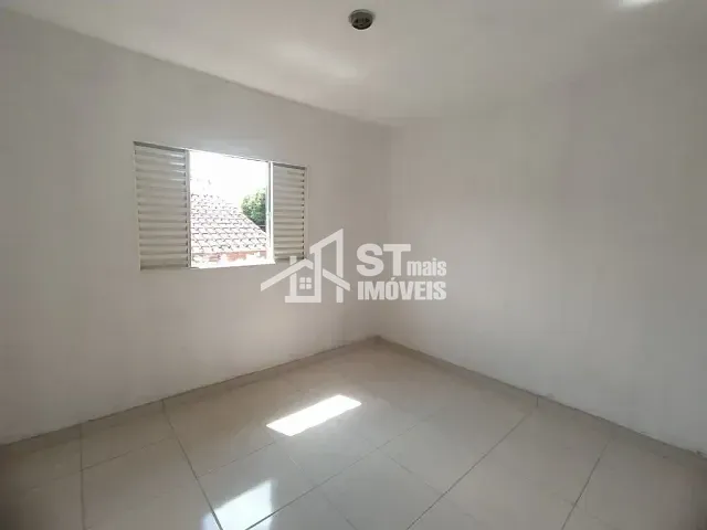 Casa com 200m² 2 quartos e 1 banheiro, para alugar, no bairro Jardim Vitória em Andradas