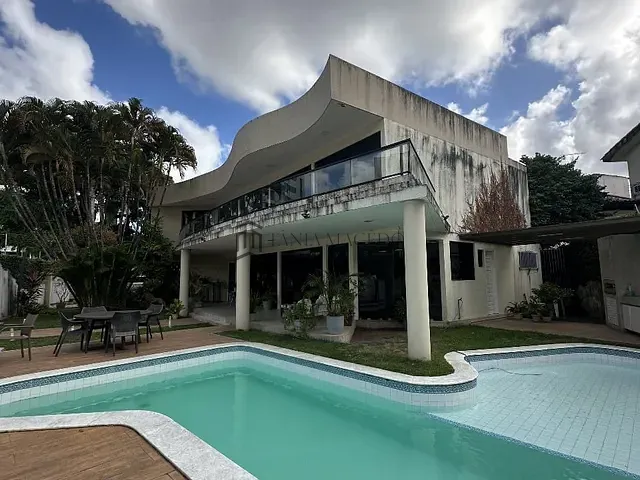 Casa com 400m² 5 quartos e 6 banheiros, à venda, no bairro Poço em Recife