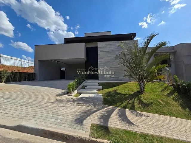 Casa com 345m² 3 quartos e 3 banheiros, à venda, no bairro Laranja Azeda em Atibaia