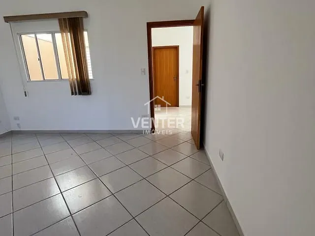 Casa com 250m² 4 quartos e 3 banheiros, para alugar, no bairro Loteamento Residencial Campos do Conde III em Tremembé