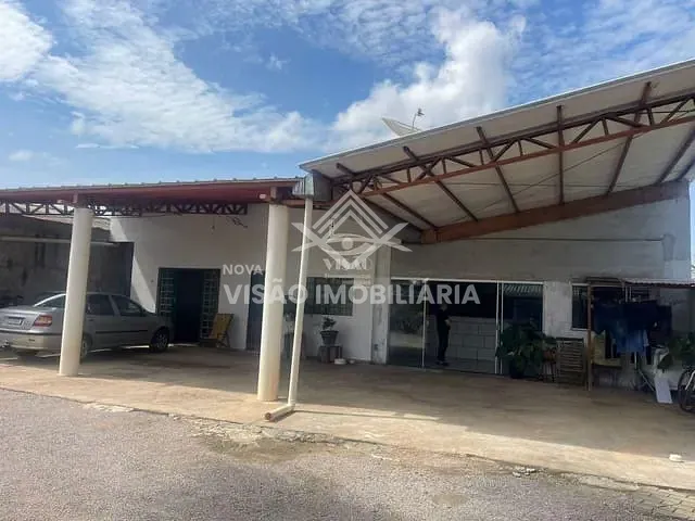 Casa com 675m² 2 quartos e 1 banheiro, à venda, no bairro Jardim Primavera em Sinop