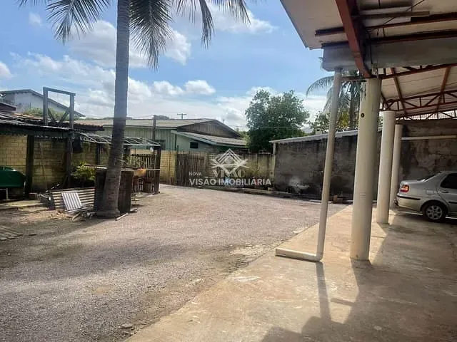 Casa com 675m² 2 quartos e 1 banheiro, à venda, no bairro Jardim Primavera em Sinop