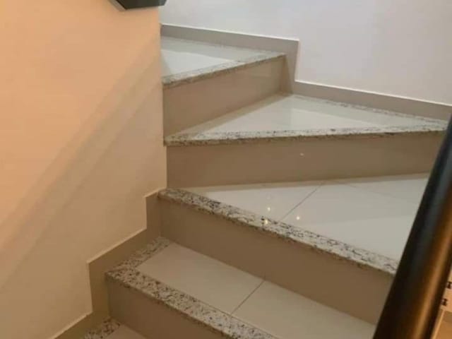 Casa com 175m², à venda, no bairro Cambuí em Cambuí