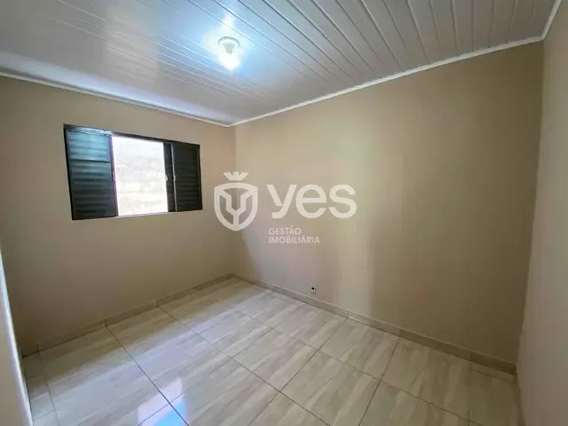 Casa com 240m² 2 quartos e 1 banheiro, à venda, no bairro Residencial Jardim das Oliveiras em Araxá