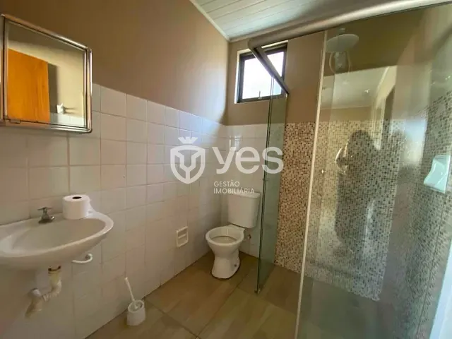 Casa com 240m² 2 quartos e 1 banheiro, à venda, no bairro Residencial Jardim das Oliveiras em Araxá
